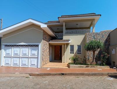 Casa para Venda, em Presidente Venceslau, bairro Residencial Azenha, 4 dormitrios, 4 banheiros, 2 sutes, 2 vagas