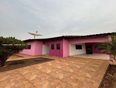 Casa para Venda, em Tangar da Serra, bairro CENTRO, 3 dormitrios, 2 banheiros, 1 sute, 2 vagas