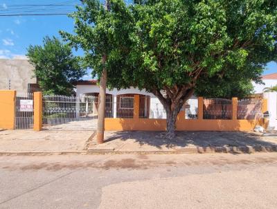 Casa para Venda, em Cceres, bairro So Luiz