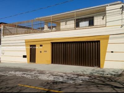 Casa para Venda, em Juiz de Fora, bairro So Pedro, 3 dormitrios, 2 banheiros, 1 sute, 3 vagas