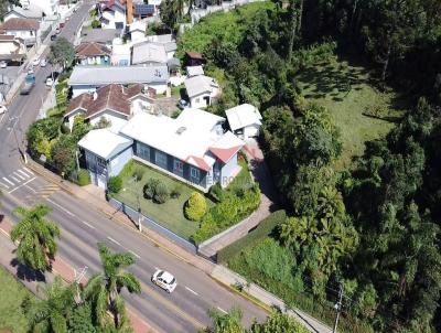 Casa para Venda, em Caador, bairro DER, 3 dormitrios, 4 banheiros, 3 sutes, 3 vagas