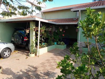 Casa para Venda, em So Loureno, bairro Bairro residencial, 2 dormitrios, 2 banheiros, 1 sute, 2 vagas