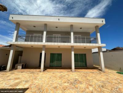 Casa para Venda, em Itapetininga, bairro VILA AURORA, 3 dormitrios, 1 banheiro, 1 sute