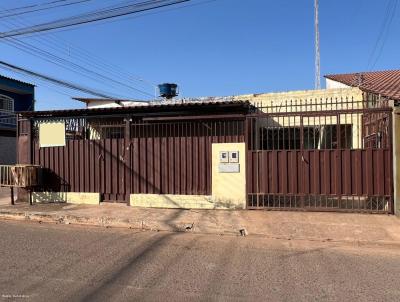 Casa para Venda, em Braslia, bairro Santa Maria, 5 dormitrios, 2 banheiros, 3 vagas