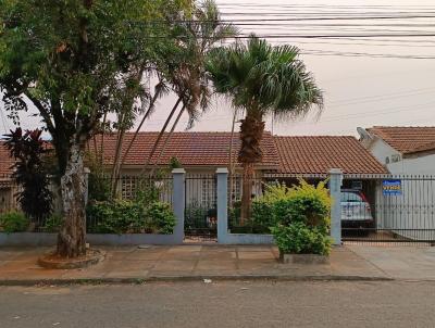 Casa para Venda, em Foz do Iguau, bairro TRES BANDEIRAS, 3 dormitrios, 1 banheiro, 1 sute, 1 vaga