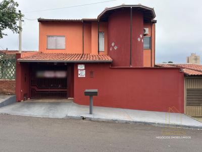 Sobrado para Venda, em Assis, bairro Vila Palhares, 5 dormitrios, 3 banheiros, 2 sutes, 2 vagas