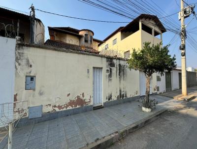 Casa para Venda, em Montes Claros, bairro Vila Braslia, 5 dormitrios, 5 banheiros, 2 sutes, 4 vagas