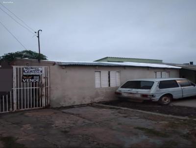 Casa para Venda, em Santana do Livramento, bairro Vila Soares, 2 dormitrios, 2 banheiros