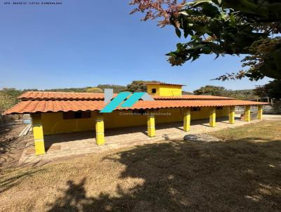 Stio para Venda, em Mateus Leme, bairro Serra Azul, 3 dormitrios, 1 banheiro