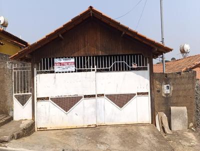 Casa para Venda, em Santo Antnio do Amparo, bairro Ronaldo Carrara, 3 dormitrios, 1 banheiro, 1 sute, 1 vaga