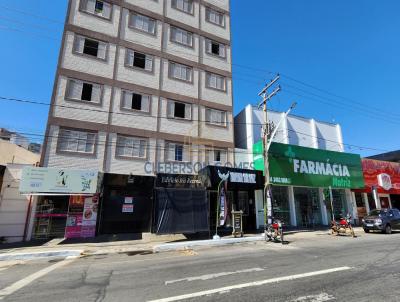 Apartamento para Venda, em Caldas Novas, bairro Centro, 3 dormitrios, 1 banheiro, 1 sute, 1 vaga