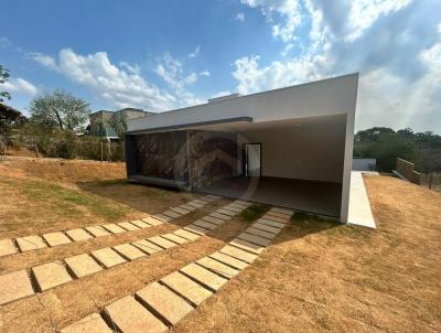 Casa em Condomnio para Venda, em Jaboticatubas, bairro Condomnio Vale do Luar, 3 dormitrios, 1 banheiro, 1 sute, 4 vagas