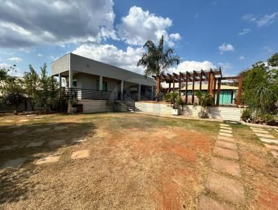 Casa em Condomnio para Venda, em Jaboticatubas, bairro Condomnio Vale do Luar, 3 dormitrios, 2 banheiros, 2 sutes, 10 vagas