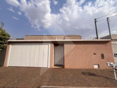 Casa para Venda, em Rio Verde, bairro Residencial Interlagos, 5 dormitrios, 1 banheiro, 5 sutes, 2 vagas