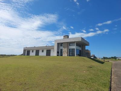 Casa para Venda, em Imbituba, bairro Arroio, 3 dormitrios, 1 banheiro, 3 sutes, 4 vagas