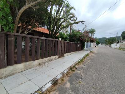 Casa para Venda, em Imbituba, bairro Vila Nova, 3 dormitrios, 1 banheiro, 1 sute, 2 vagas