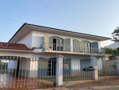 Casa para Venda, em Apucarana, bairro Jardim Eliane, 3 dormitrios, 3 banheiros, 1 sute, 2 vagas