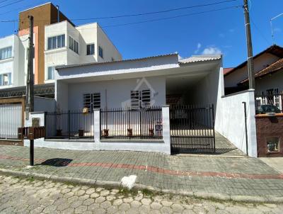 Casa para Venda, em , bairro Itacolomi, 3 dormitrios, 1 banheiro, 3 vagas