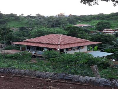 Stio para Venda, em Taquarau de Minas, bairro GRO MOGOL, 3 dormitrios, 2 banheiros, 6 vagas