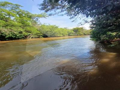 Rancho para Venda, em , bairro Zona Rural, 3 dormitrios, 2 banheiros, 1 sute