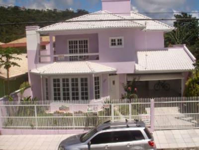 Casa para Locao, em Bombinhas, bairro CENTRO, 4 dormitrios, 3 banheiros, 1 sute, 3 vagas