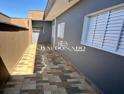 Casa para Venda, em Extrema, bairro CENTRO, 3 dormitrios, 1 banheiro, 1 sute, 1 vaga