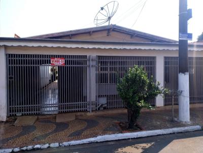 Casa para Venda, em Leme, bairro Jardim Erosi, 4 dormitrios, 2 banheiros, 2 vagas