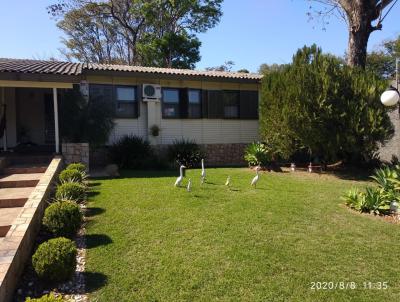 Casa para Venda, em Foz do Iguau, bairro Itaipu A, 3 dormitrios, 2 banheiros, 1 sute, 4 vagas