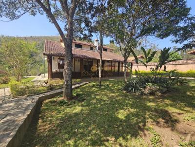 Casa em Condomnio para Venda, em Terespolis, bairro Cruzeiro, 5 dormitrios, 4 banheiros, 1 sute, 5 vagas