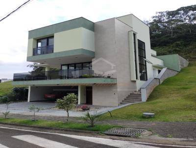 Casa em Condomnio para Venda, em Joinville, bairro Vila Nova, 3 dormitrios, 3 banheiros, 1 sute, 4 vagas