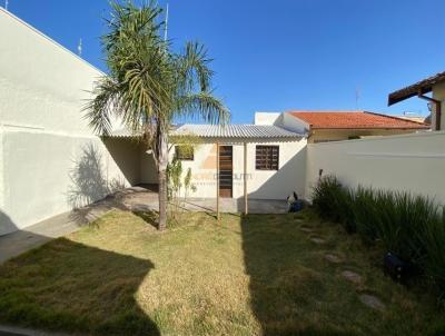 Casa Trrea para Venda, em Pirassununga, bairro Vila Brasil, 3 dormitrios, 1 banheiro, 5 vagas