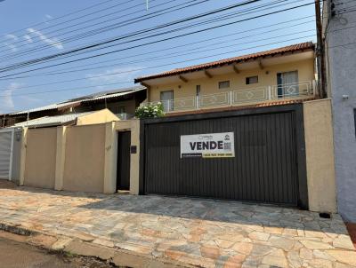 Sobrado para Venda, em Campo Grande, bairro Jardim Bela Vista, 3 dormitrios, 5 banheiros, 3 sutes