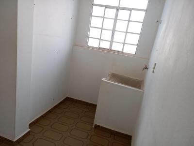 Apartamento para Venda, em Cuiab, bairro Residencial Santa Ins, 2 dormitrios, 1 banheiro, 1 vaga