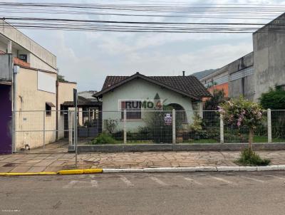 Casa para Venda, em Trs Coroas, bairro Centro, 4 dormitrios, 2 banheiros, 3 vagas