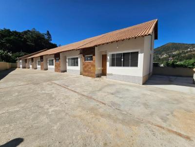 Casa em Condomnio para Venda, em Terespolis, bairro Albuquerque, 2 dormitrios, 2 banheiros, 1 sute, 2 vagas