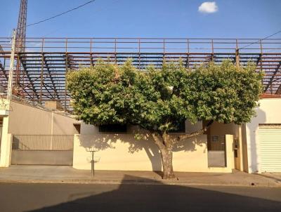 Casas 2 Quartos para Locao, em Itpolis, bairro Vila Oeste, 2 dormitrios, 1 banheiro, 1 vaga