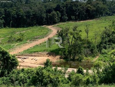 Stio para Venda, em Itamogi, bairro Rural, 2 dormitrios, 1 banheiro, 4 vagas