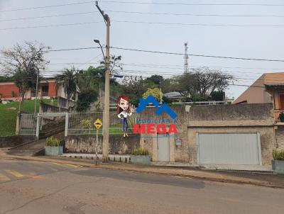 Casa para Venda, em Jaguari, bairro Centro, 3 dormitrios, 2 banheiros, 2 vagas