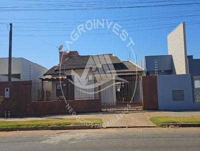 Casa para Venda, em Lucas do Rio Verde, bairro Parque das Araras, 3 dormitrios, 3 banheiros, 2 sutes, 2 vagas