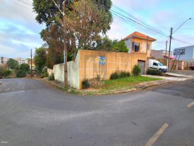 Casa para Venda, em Guarapuava, bairro Bonsucesso, 3 dormitrios, 3 banheiros, 1 sute, 4 vagas