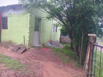 Casa para Venda, em Santana do Livramento, bairro Morada de Ftima, 2 dormitrios, 2 banheiros