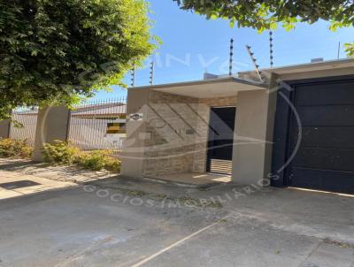 Casa para Venda, em Lucas do Rio Verde, bairro Bandeirantes, 5 dormitrios, 4 banheiros, 2 sutes