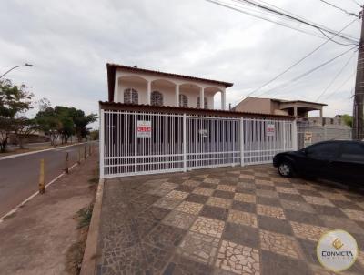 Casa para Locao, em Braslia, bairro Taguatinga Norte (Taguatinga), 3 dormitrios, 3 banheiros, 1 sute, 2 vagas