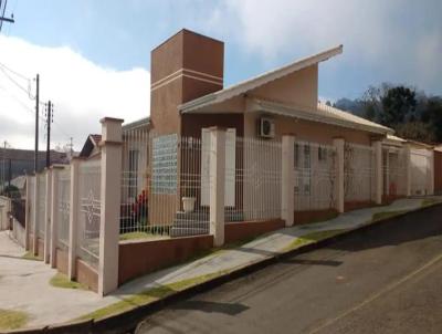 Casa para Venda, em Unio da Vitria, bairro Cristo Rei, 3 dormitrios, 3 banheiros, 1 sute, 3 vagas