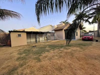 Casa para Venda, em Lucas do Rio Verde, bairro Parque das Emas, 2 dormitrios, 1 banheiro