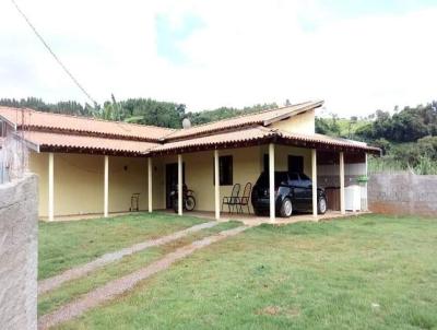 Chcara para Venda, em Caconde, bairro Bom Jesus, 3 dormitrios, 1 banheiro, 2 vagas