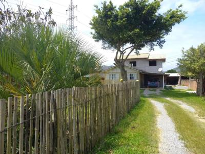 Casa para Venda, em Imbituba, bairro Campestre, 2 dormitrios, 1 banheiro, 1 sute, 1 vaga