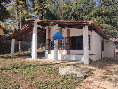 Casa em Condomnio para Locao, em Cotia, bairro Chcara Roselndia, 3 dormitrios, 2 banheiros, 3 vagas