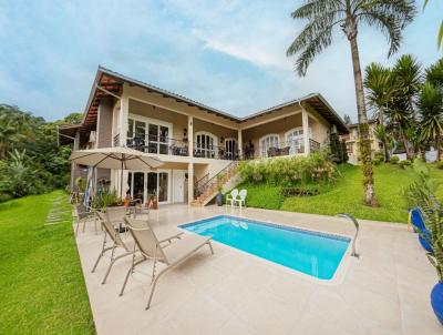 Casa para Venda, em Joinville, bairro Atiradores, 4 dormitrios, 4 banheiros, 2 sutes, 3 vagas