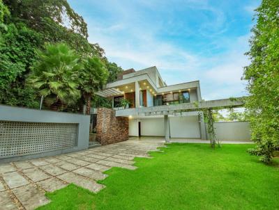 Casa para Venda, em Joinville, bairro Amrica, 4 dormitrios, 5 banheiros, 3 sutes, 4 vagas